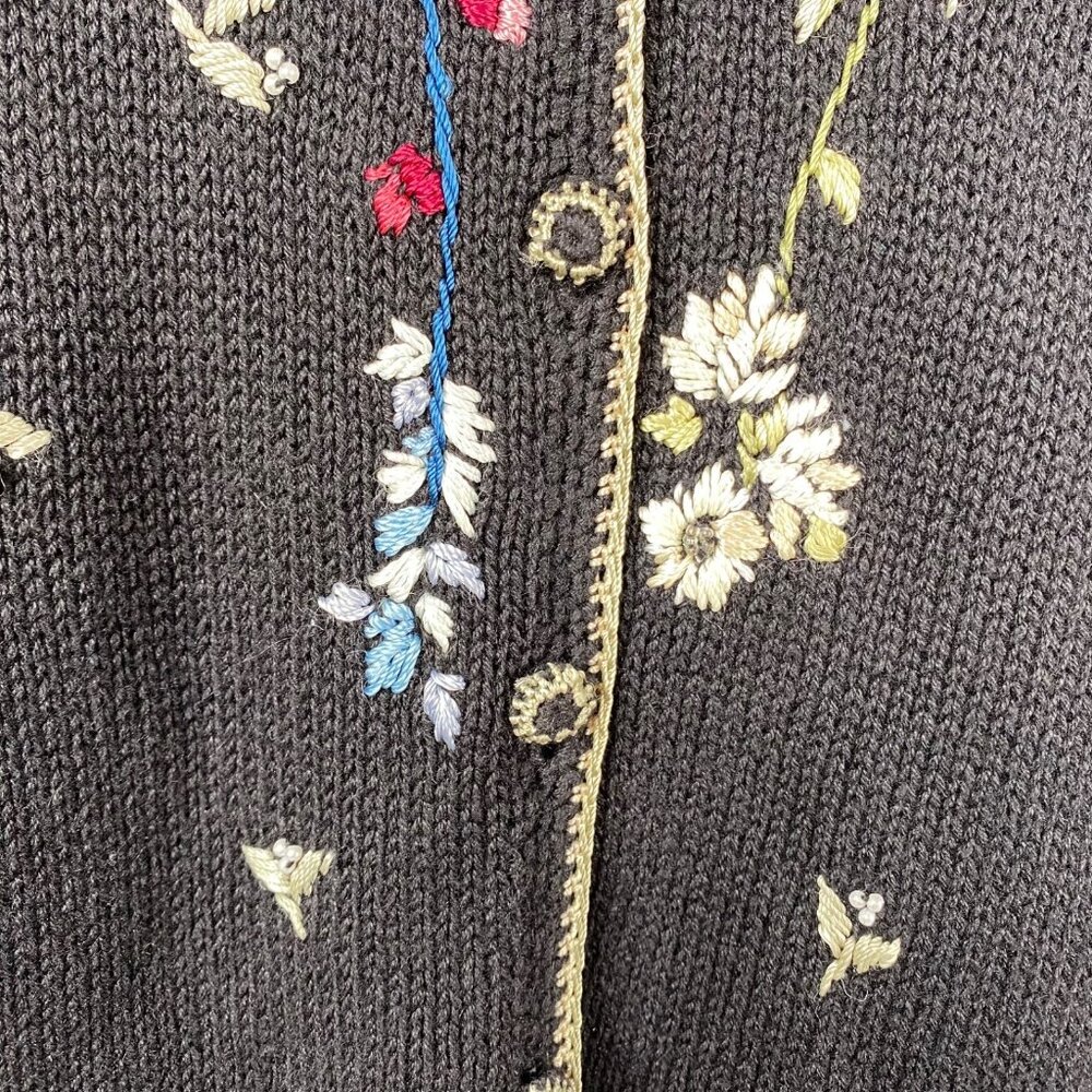 Tiara Vintage Y2K Floral Button Up Cardigan Sweater Embroidered Women Size M - Picture 7 of 13
